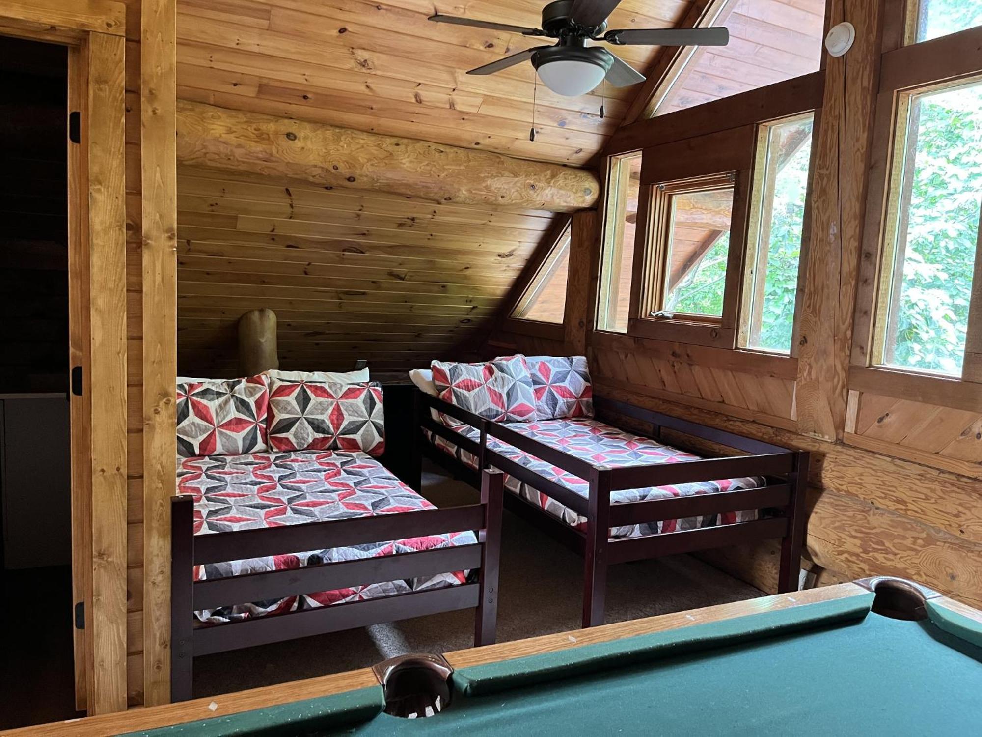Infinite Views - Secluded With Mountain Views Cabin 개틀린버그 외부 사진